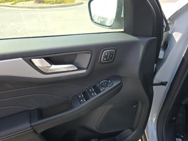 new 2025 Ford Escape car, priced at $38,023