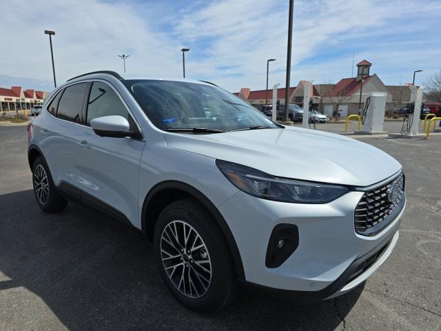 new 2025 Ford Escape car, priced at $38,023