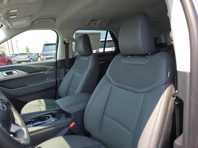 new 2025 Ford Explorer car, priced at $46,745