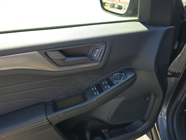 new 2025 Ford Escape car, priced at $31,166