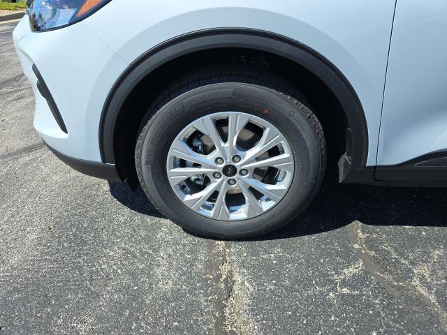 new 2025 Ford Escape car, priced at $29,882