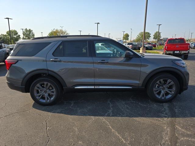 new 2025 Ford Explorer car, priced at $48,960