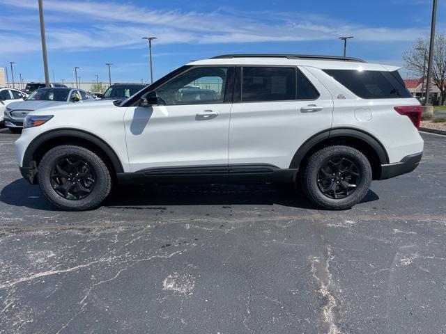 new 2024 Ford Explorer car, priced at $52,190