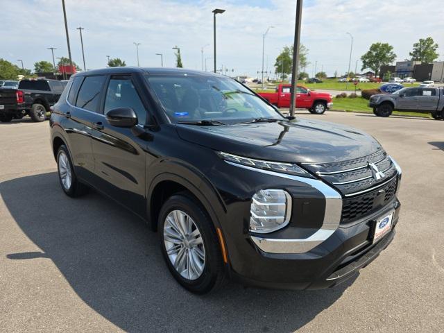 used 2024 Mitsubishi Outlander car, priced at $27,000