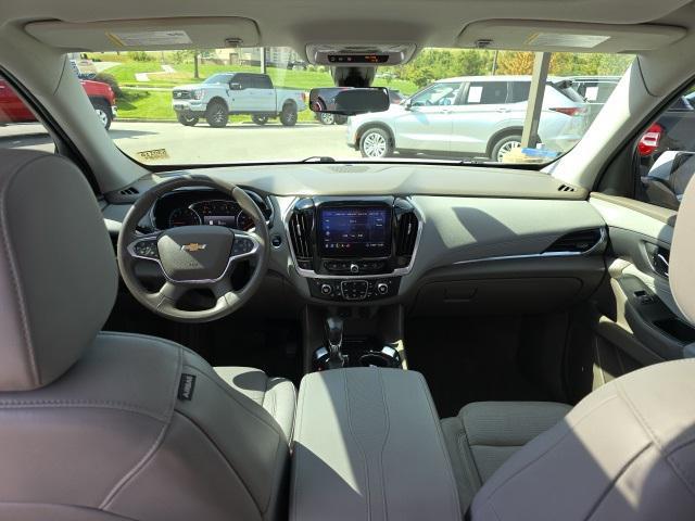 used 2021 Chevrolet Traverse car, priced at $34,500