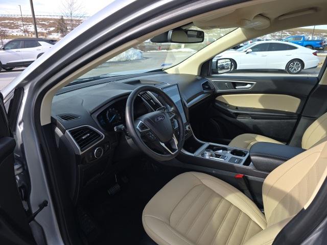 used 2024 Ford Edge car, priced at $29,900