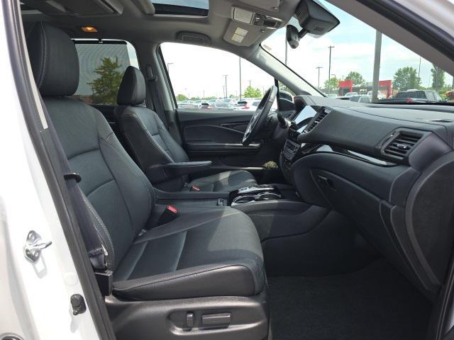 used 2022 Honda Pilot car, priced at $37,800