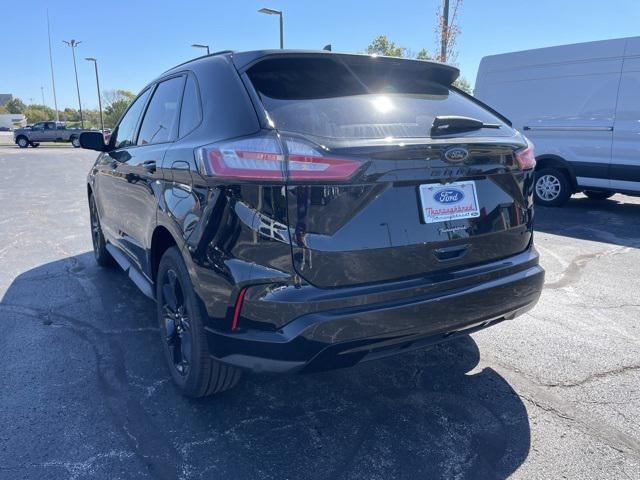 new 2024 Ford Edge car, priced at $37,620