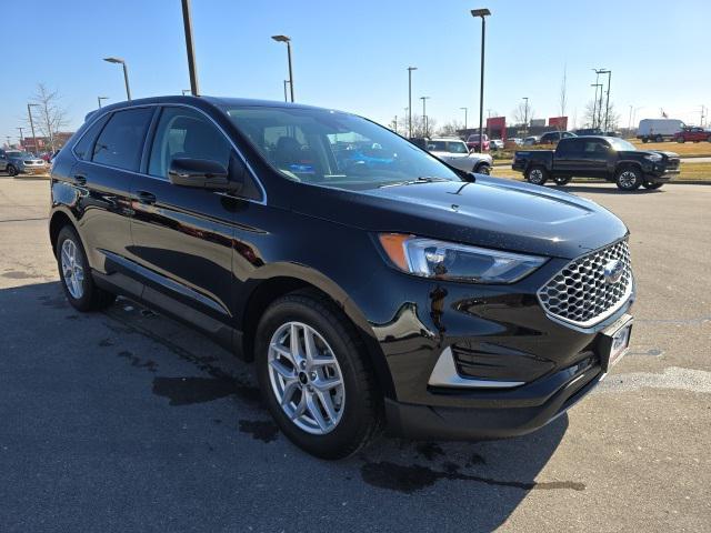 used 2024 Ford Edge car, priced at $29,900