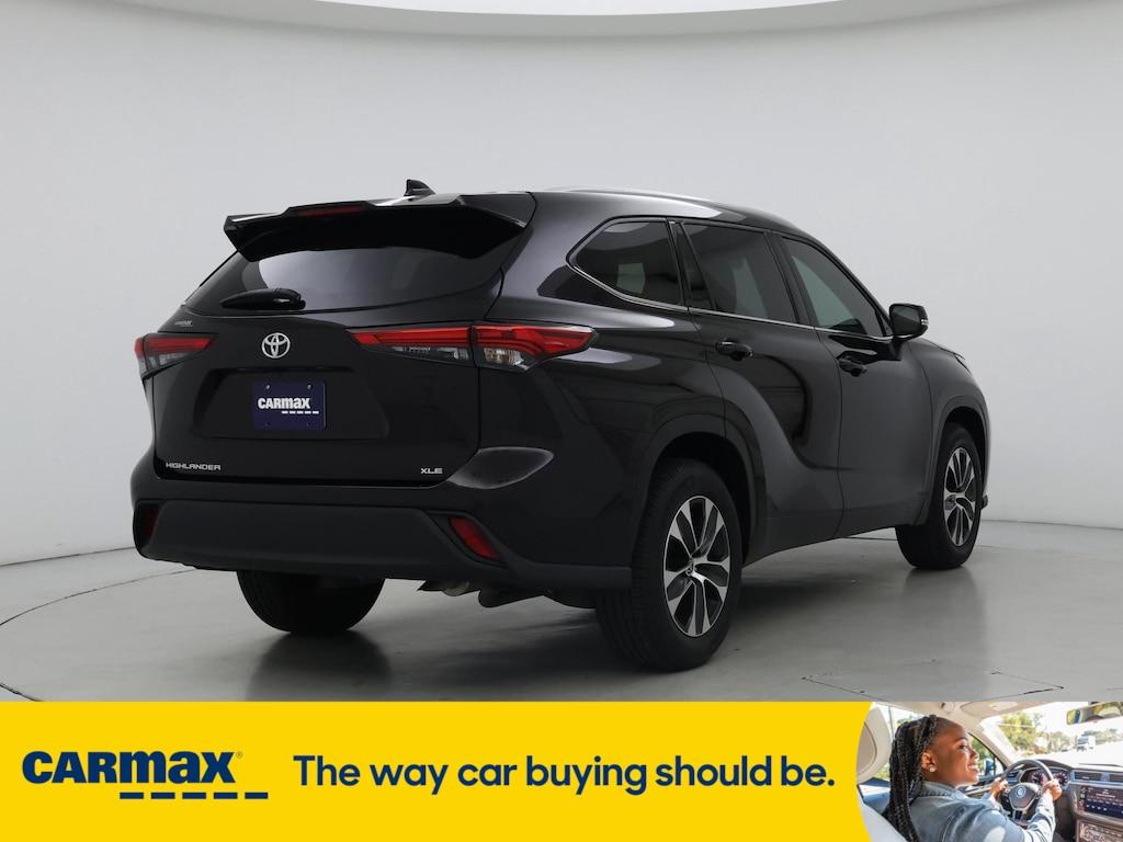 used 2022 Toyota Highlander car, priced at $38,998
