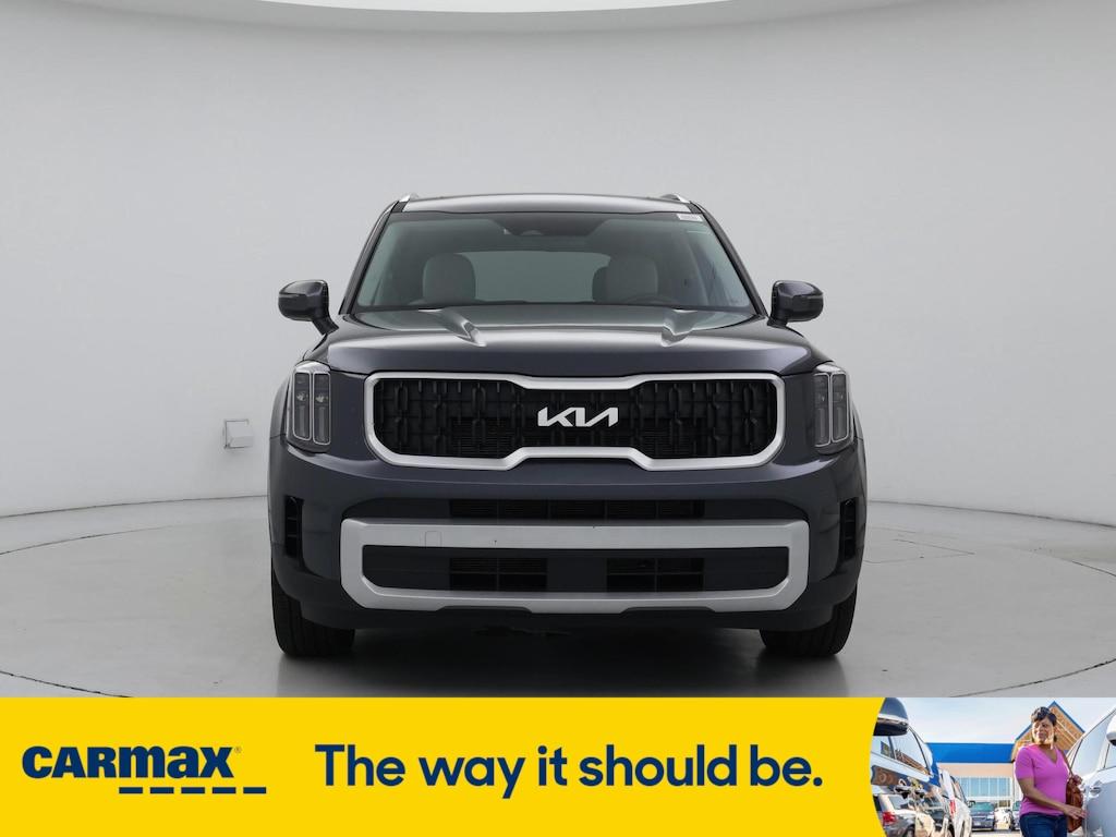 used 2024 Kia Telluride car, priced at $41,998