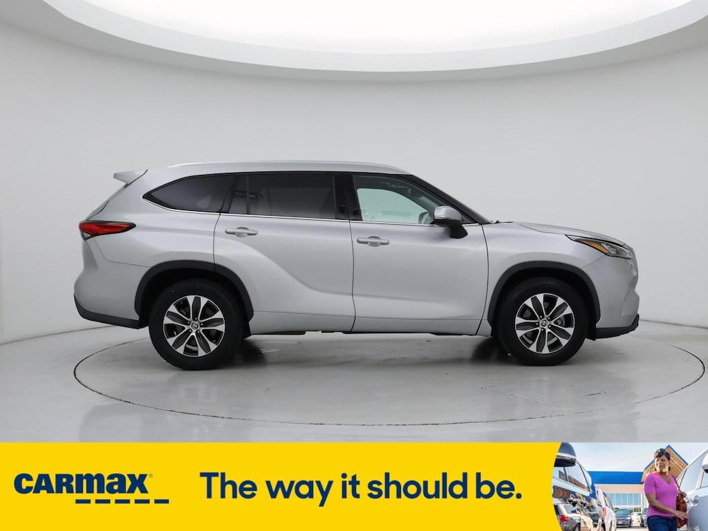 used 2020 Toyota Highlander car, priced at $28,998