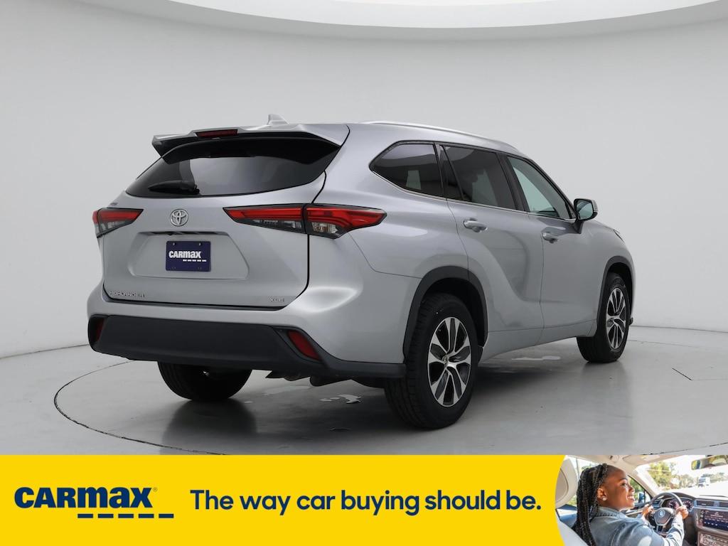 used 2020 Toyota Highlander car, priced at $28,998