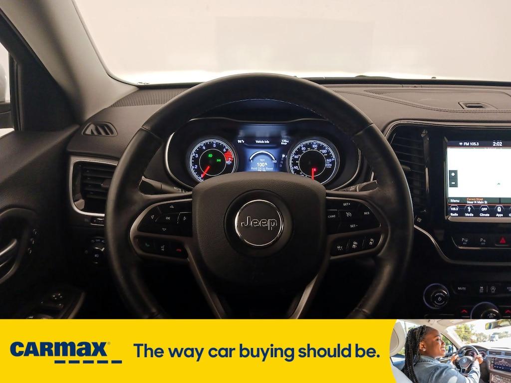 used 2019 Jeep Cherokee car, priced at $19,998