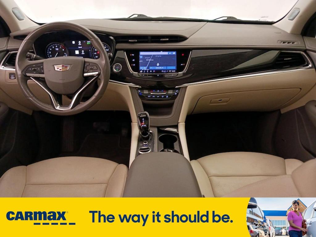 used 2021 Cadillac XT6 car, priced at $37,998