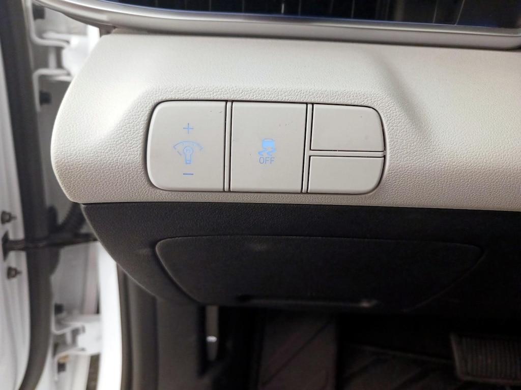 used 2024 Hyundai Elantra car, priced at $25,998