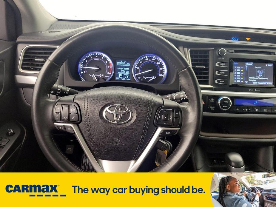 used 2015 Toyota Highlander car, priced at $20,998