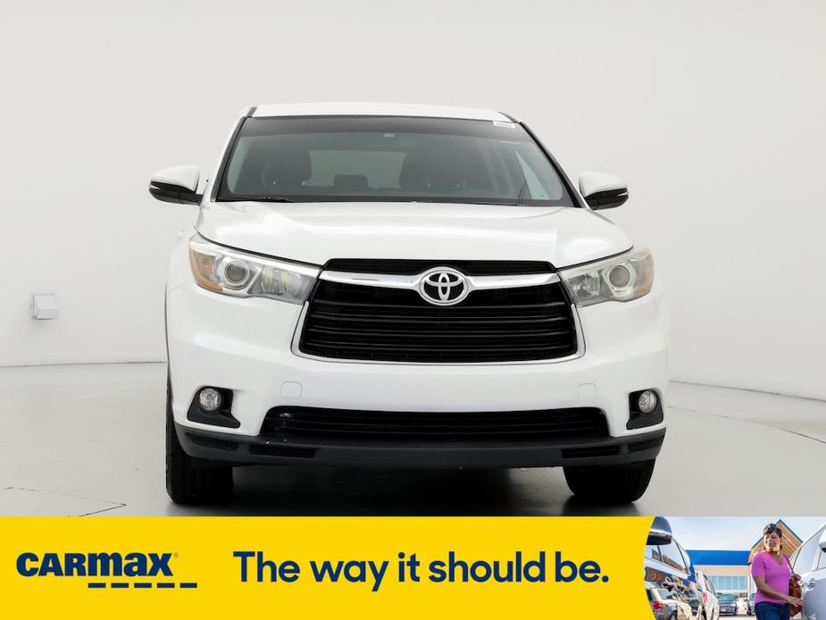 used 2015 Toyota Highlander car, priced at $20,998