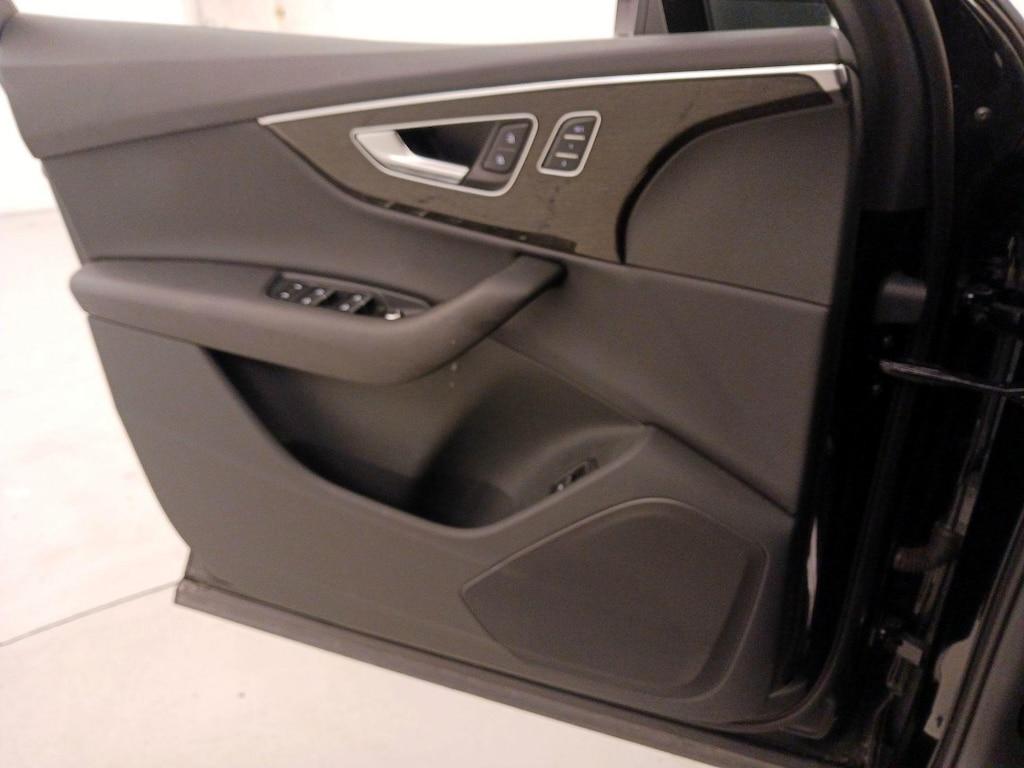 used 2021 Audi Q7 car, priced at $32,998