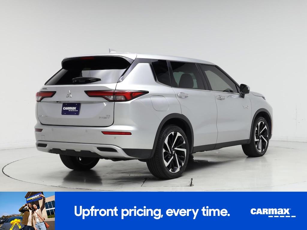 used 2023 Mitsubishi Outlander car, priced at $29,998