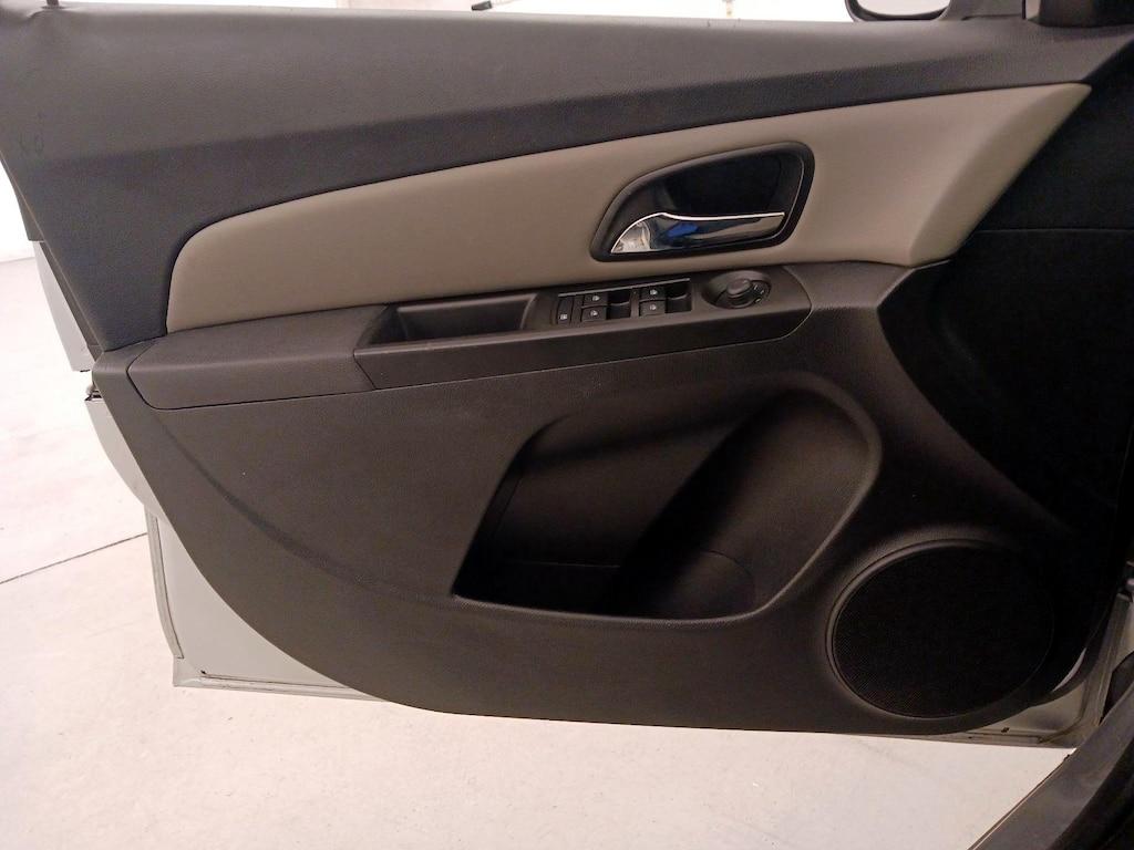 used 2014 Chevrolet Cruze car, priced at $12,599