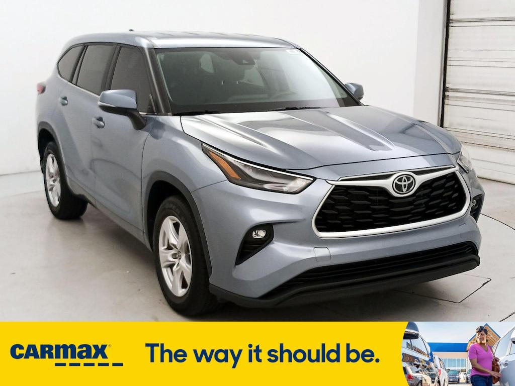 used 2023 Toyota Highlander car, priced at $34,998