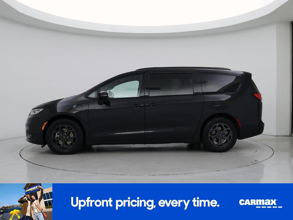 used 2021 Chrysler Pacifica Hybrid car, priced at $28,998
