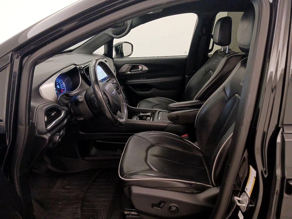 used 2021 Chrysler Pacifica Hybrid car, priced at $28,998