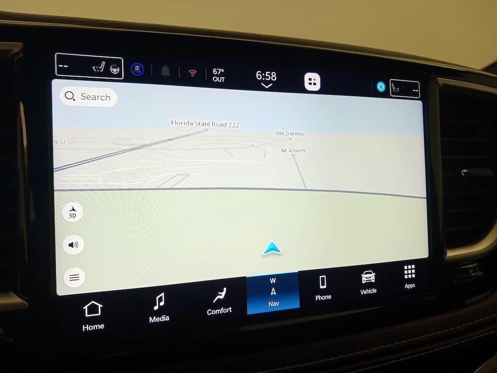 used 2021 Chrysler Pacifica Hybrid car, priced at $28,998