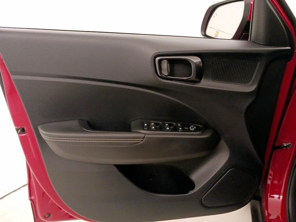 used 2022 Hyundai Venue car, priced at $18,998