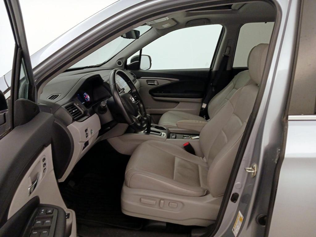 used 2020 Honda Pilot car, priced at $24,998