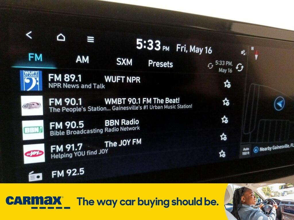 used 2023 Hyundai Santa Fe car, priced at $26,998