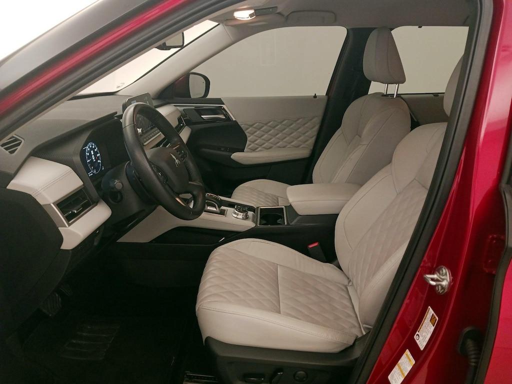 used 2024 Mitsubishi Outlander car, priced at $29,998