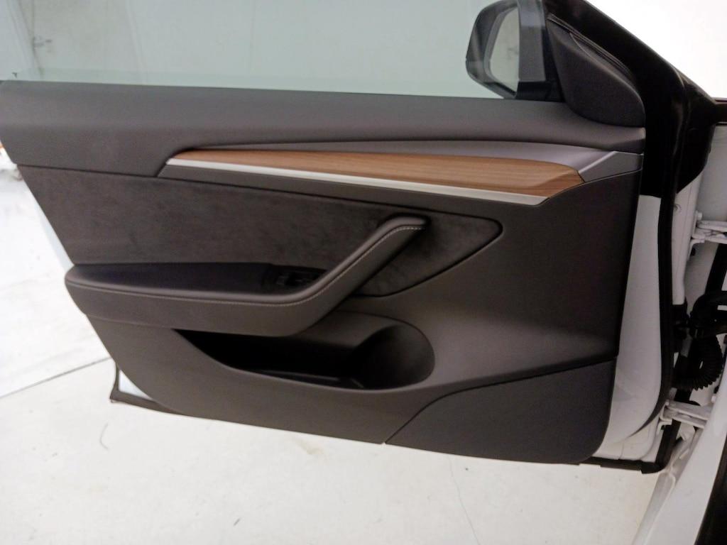 used 2021 Tesla Model 3 car, priced at $26,998