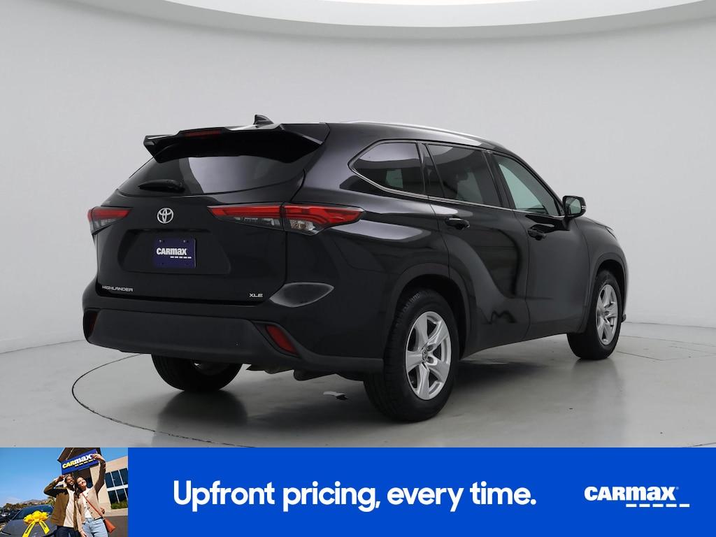 used 2021 Toyota Highlander car, priced at $31,998