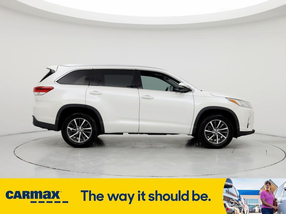 used 2018 Toyota Highlander car, priced at $26,998