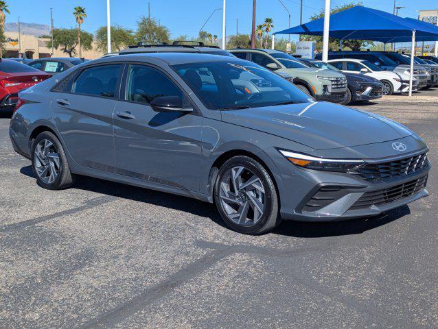 used 2025 Hyundai Elantra car