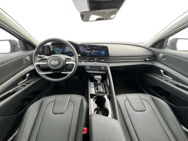 new 2025 Hyundai Elantra car, priced at $32,080