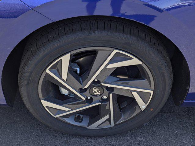 new 2025 Hyundai Elantra car, priced at $27,830