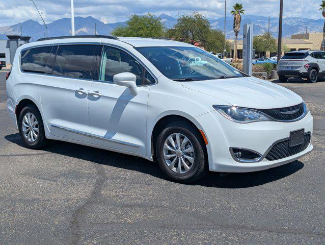 used 2017 Chrysler Pacifica car, priced at $9,999