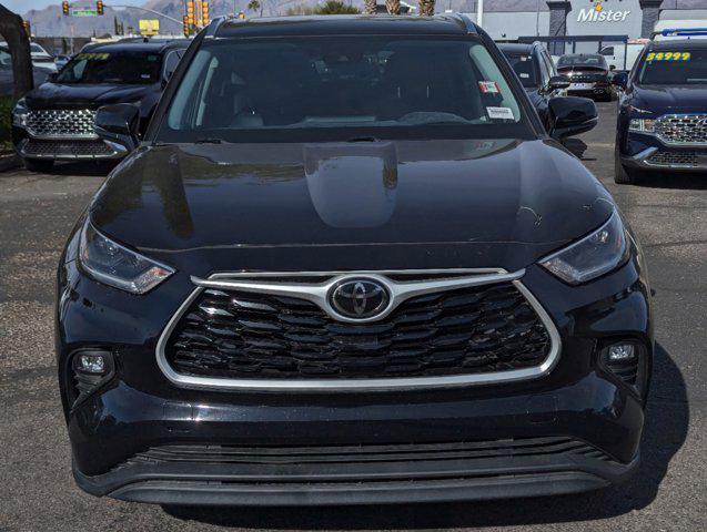 used 2021 Toyota Highlander car, priced at $35,999