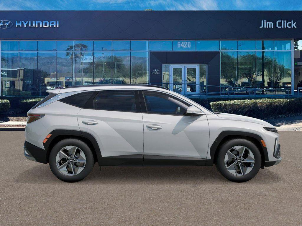 new 2025 Hyundai TUCSON Hybrid car, priced at $39,600