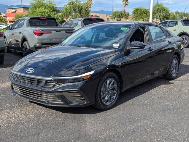 new 2024 Hyundai Elantra car, priced at $25,210