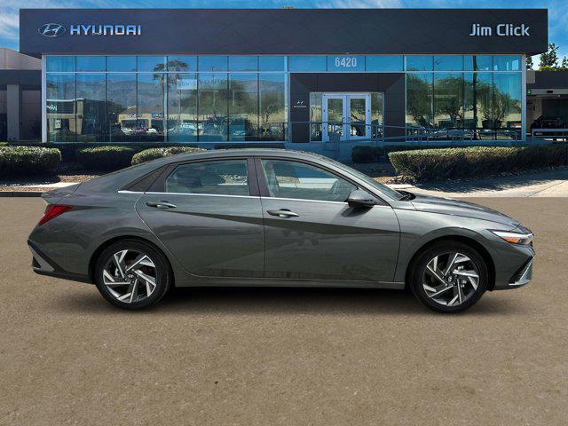 new 2025 Hyundai Elantra car, priced at $31,585