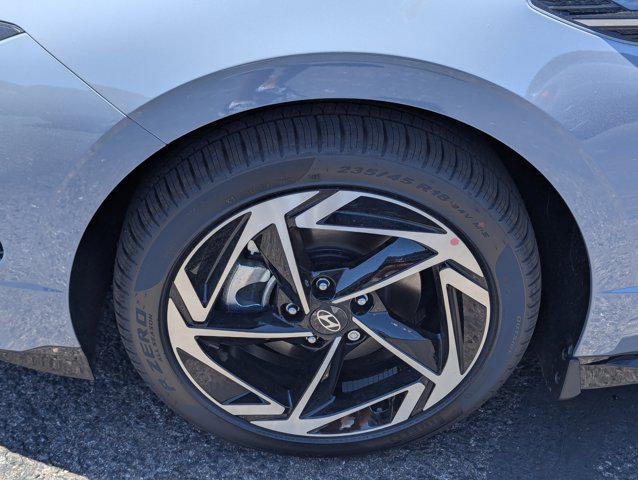 new 2025 Hyundai Sonata car, priced at $32,885
