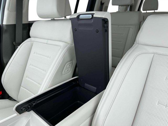 new 2025 Hyundai SANTA FE HEV car, priced at $50,064