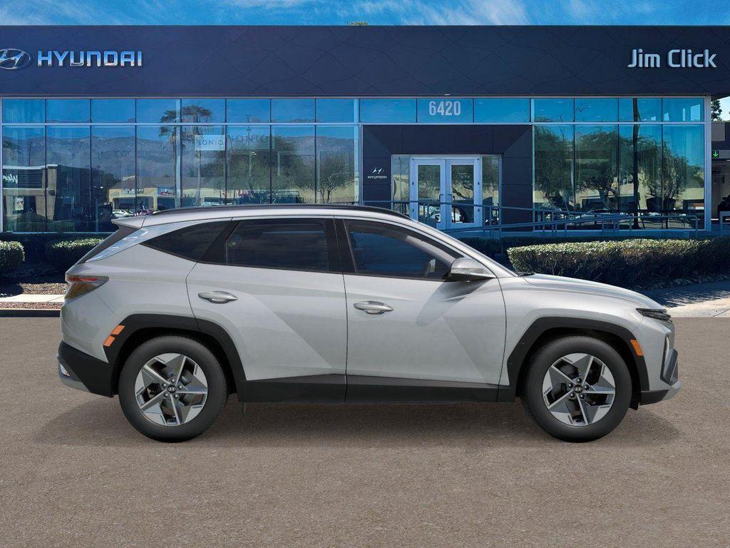 new 2025 Hyundai TUCSON Hybrid car, priced at $39,090