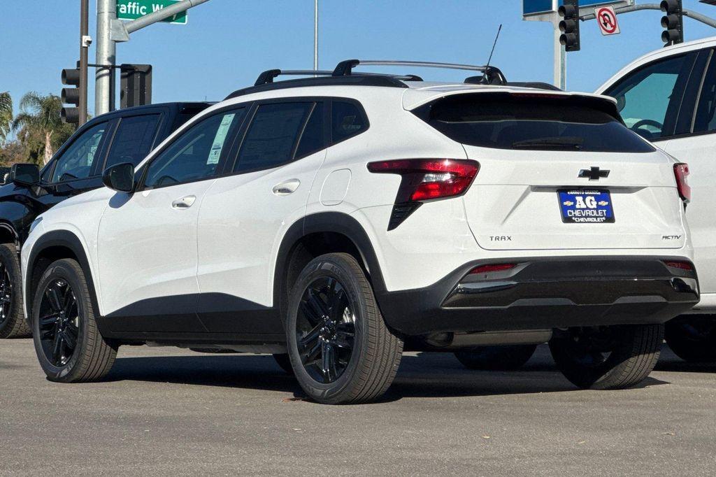 new 2025 Chevrolet Trax car, priced at $26,774