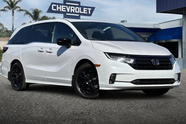 used 2024 Honda Odyssey car, priced at $40,000