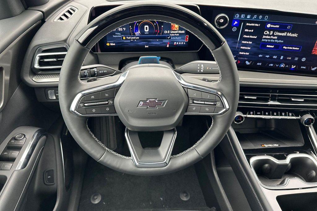 new 2026 Chevrolet Traverse car, priced at $49,615